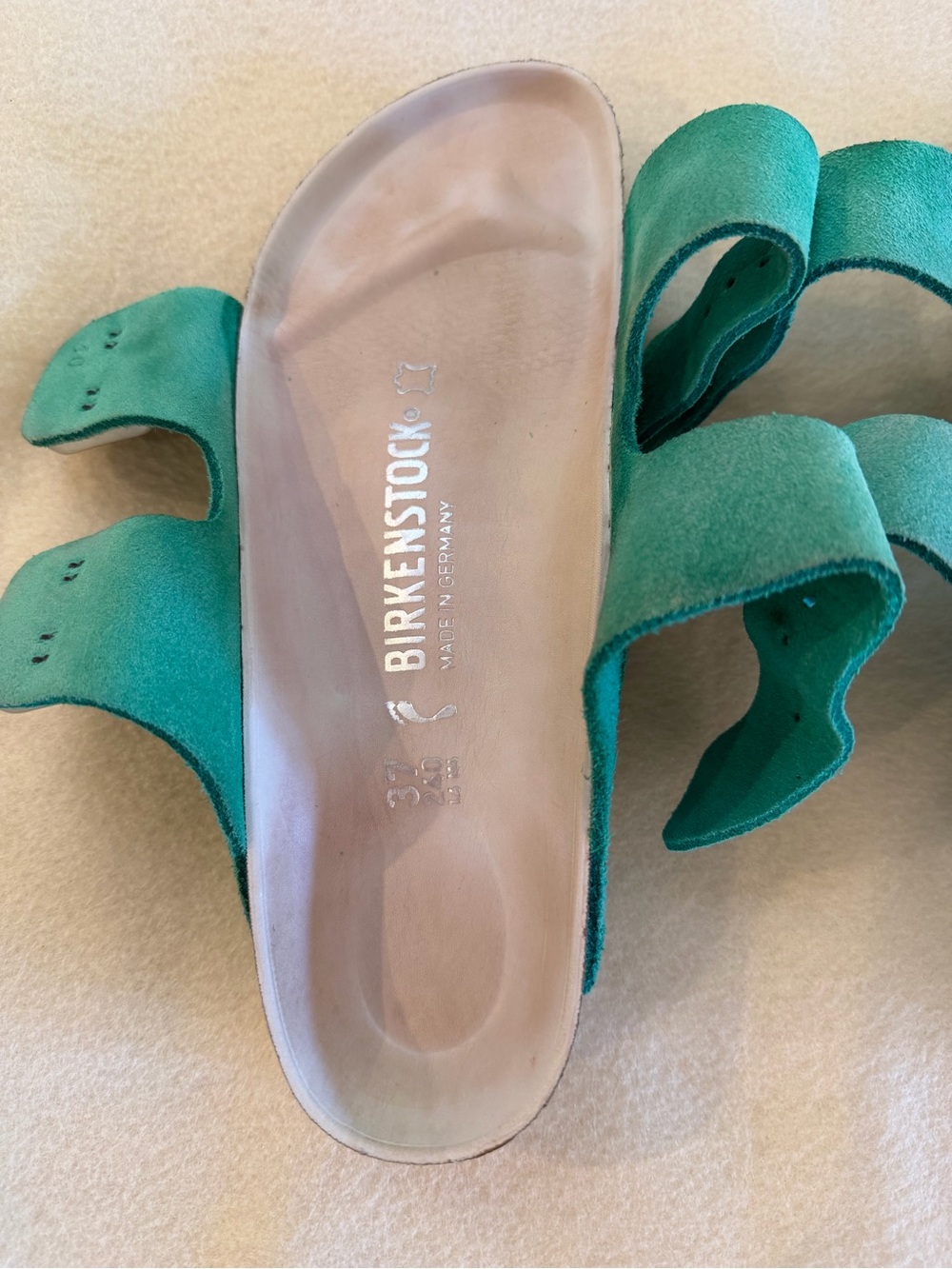 Birkenstock Arizona Emerald Green Suede (Size 37). Barely Worn! - Picture 7 of 7